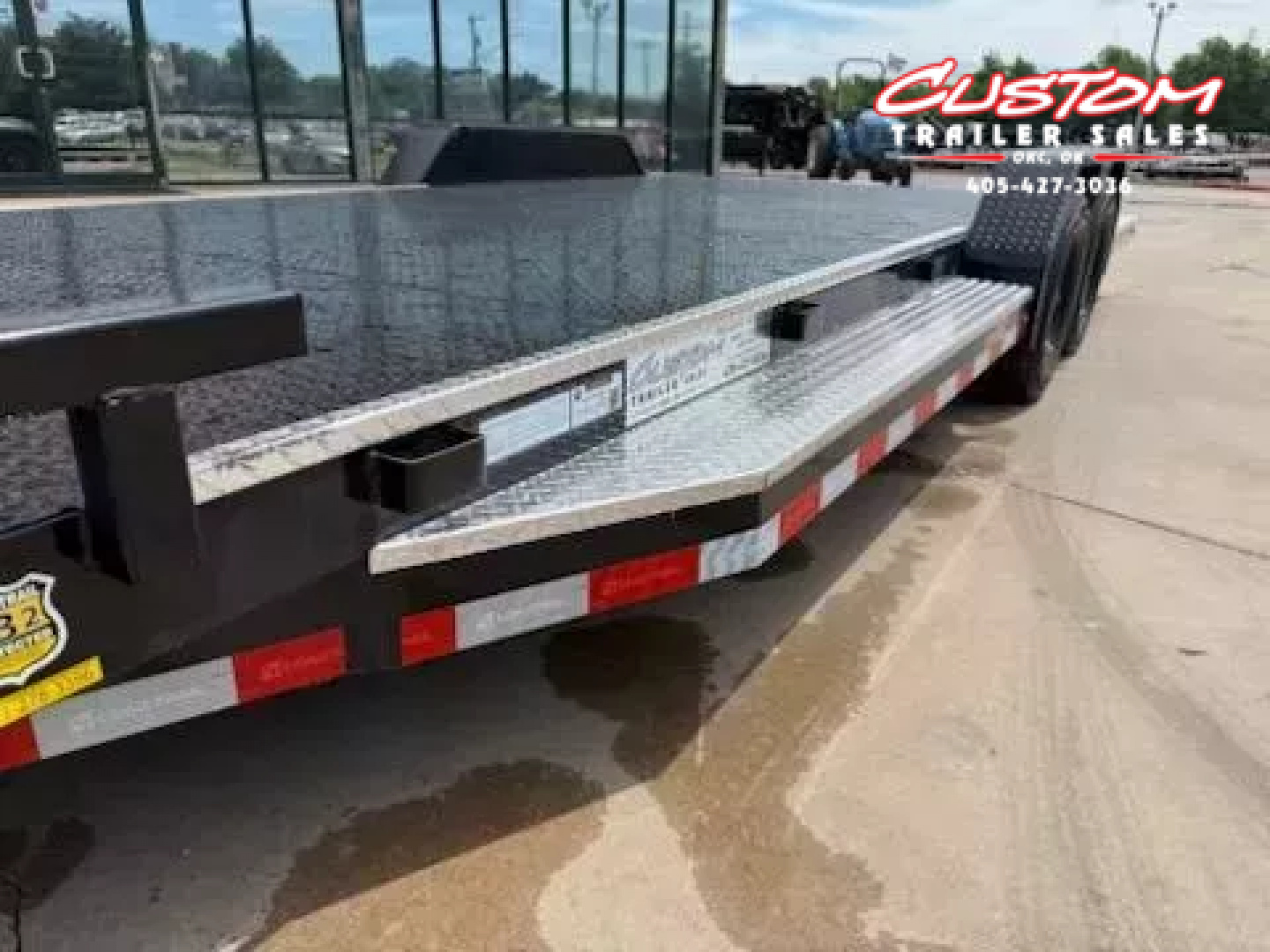 New #001840 2026 LOAD TRAIL CZ 20 X 83 TANDEM AXLE 7K STEEL FLOOR CAR HAULER W/ ALUMINUM TRIM PACKAGE