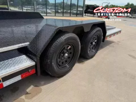 New #001840 2026 LOAD TRAIL CZ 20 X 83 TANDEM AXLE 7K STEEL FLOOR CAR HAULER W/ ALUMINUM TRIM PACKAGE