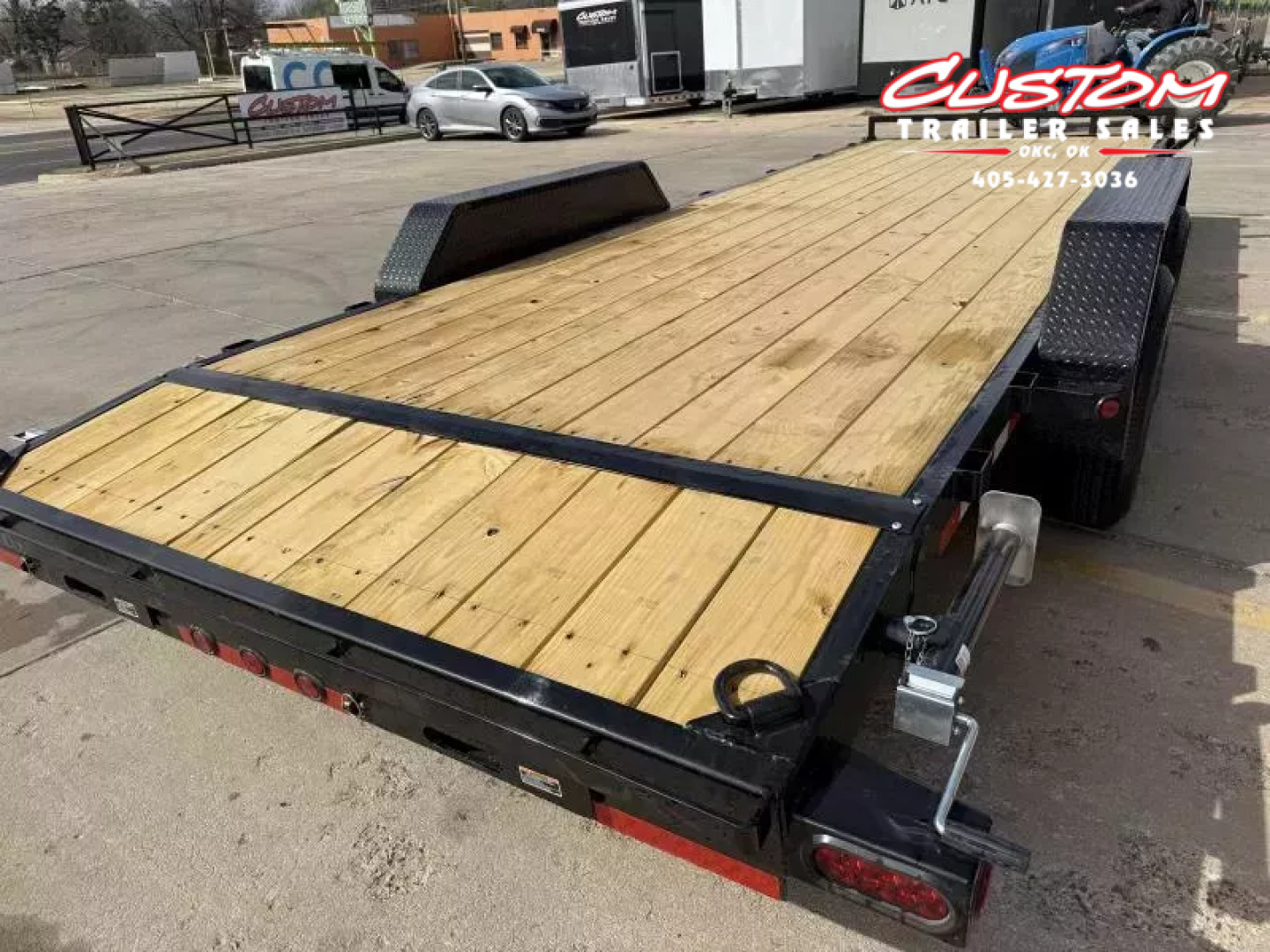 New #002731 2026 LOAD TRAIL CH 22 X 83 TANDEM AXLE 14K EQUIPMENT HAULER W/ SLIDE IN RAMPS