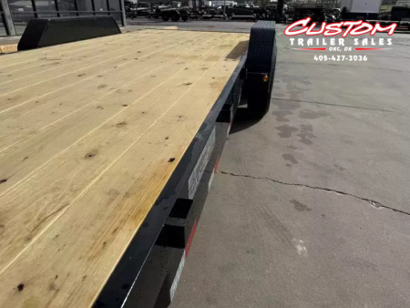 New #002731 2026 LOAD TRAIL CH 22 X 83 TANDEM AXLE 14K EQUIPMENT HAULER W/ SLIDE IN RAMPS