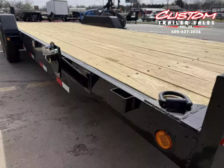 New #002731 2026 LOAD TRAIL CH 22 X 83 TANDEM AXLE 14K EQUIPMENT HAULER W/ SLIDE IN RAMPS