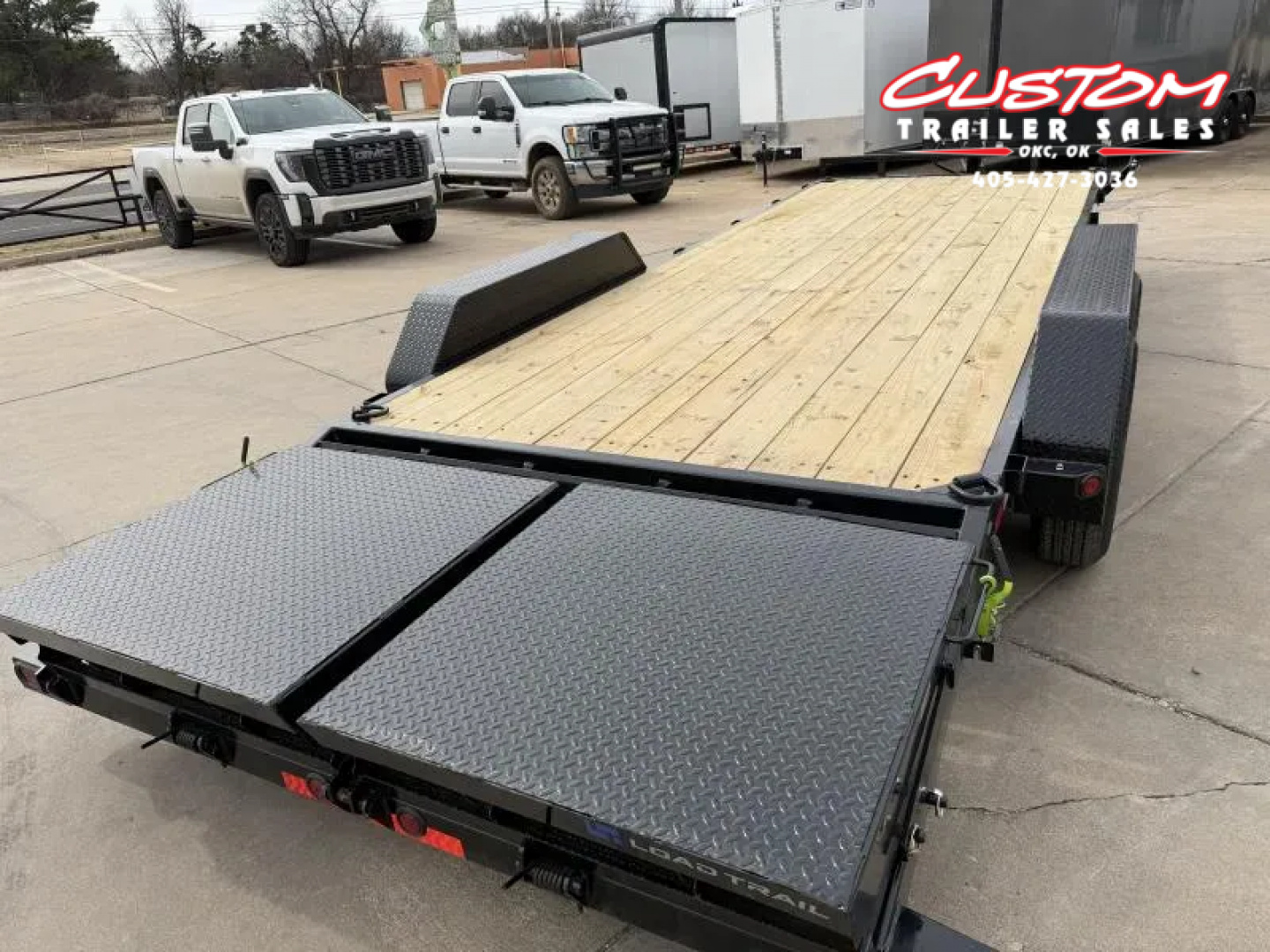 New #004667 2026 LOAD TRAIL CH 22 X 83 TANDEM AXLE 14K EQUIPMENT HAULER W/ MAX RAMPS