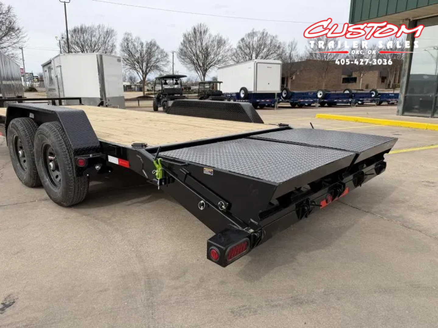 New #004667 2026 LOAD TRAIL CH 22 X 83 TANDEM AXLE 14K EQUIPMENT HAULER W/ MAX RAMPS