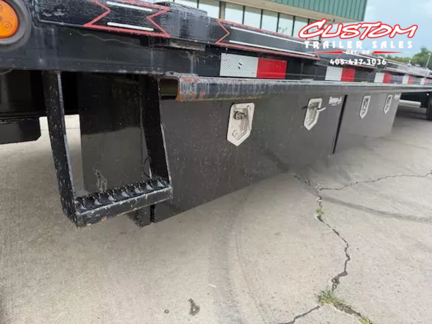 Used #033635 USED 2023 DIAMOND T DTF 40 X 102 DUAL TANDEM 20K STRAIGHT DECK GOOSENECK