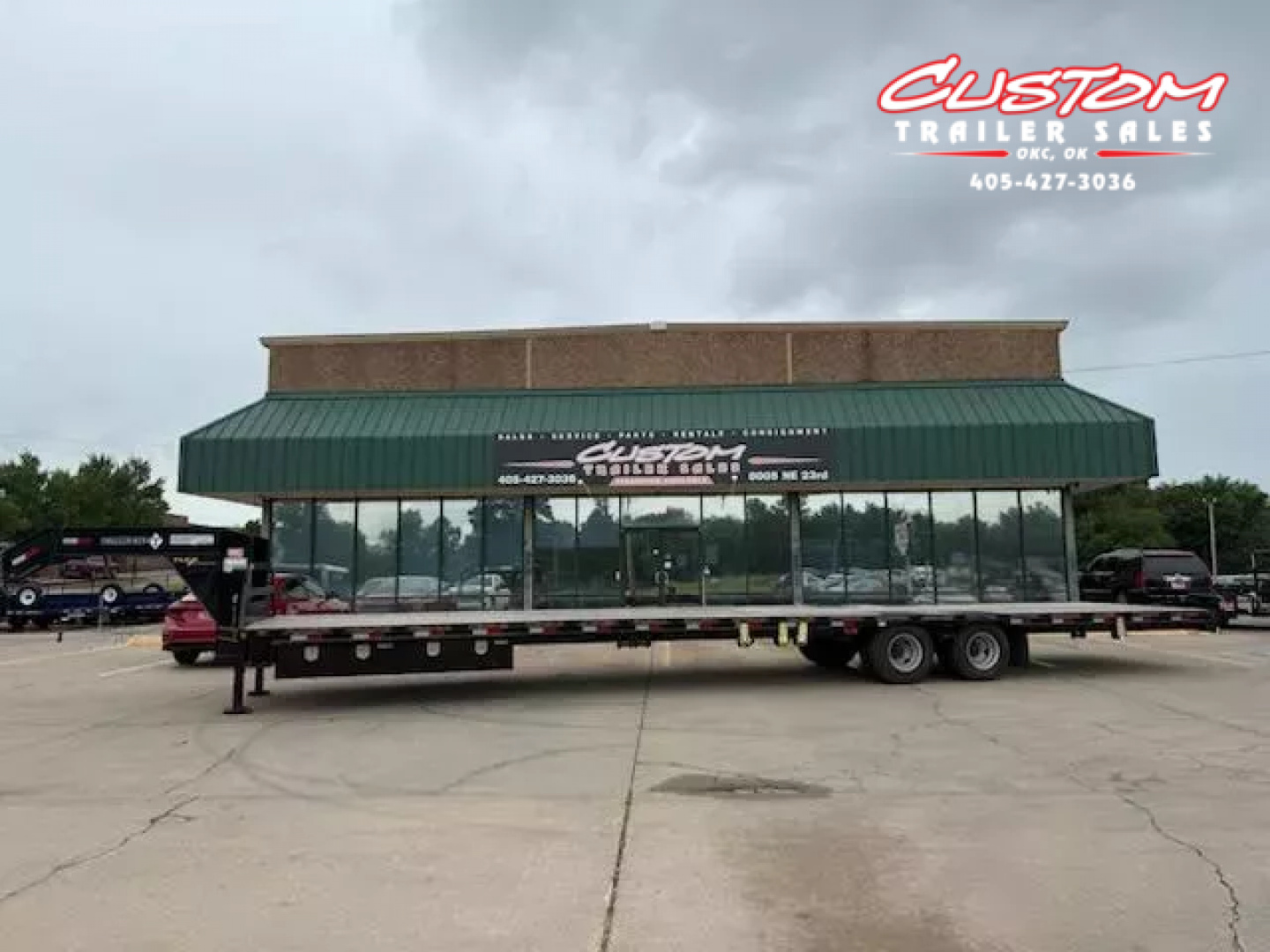 Used #033635 USED 2023 DIAMOND T DTF 40 X 102 DUAL TANDEM 20K STRAIGHT DECK GOOSENECK