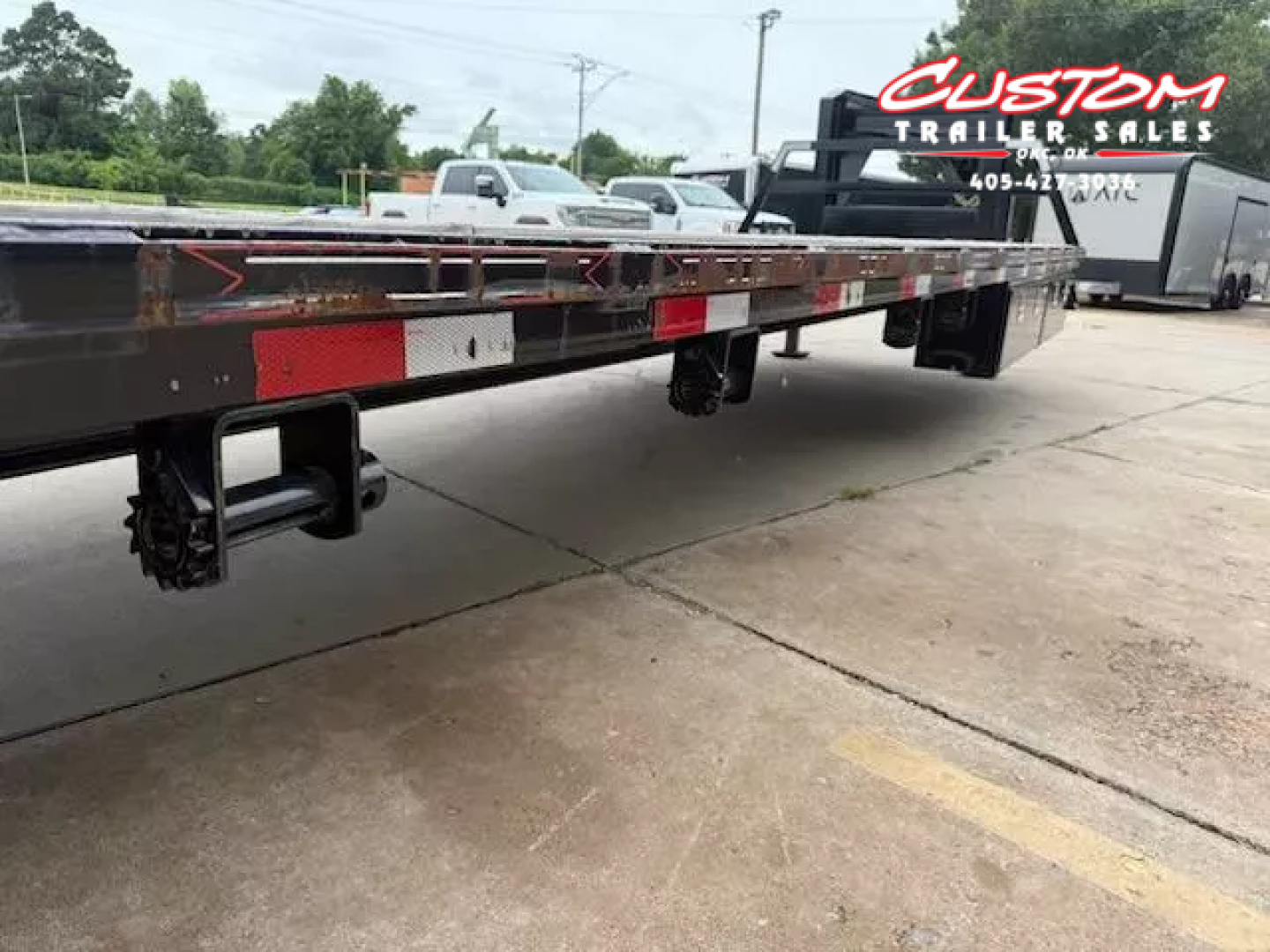 Used #033635 USED 2023 DIAMOND T DTF 40 X 102 DUAL TANDEM 20K STRAIGHT DECK GOOSENECK
