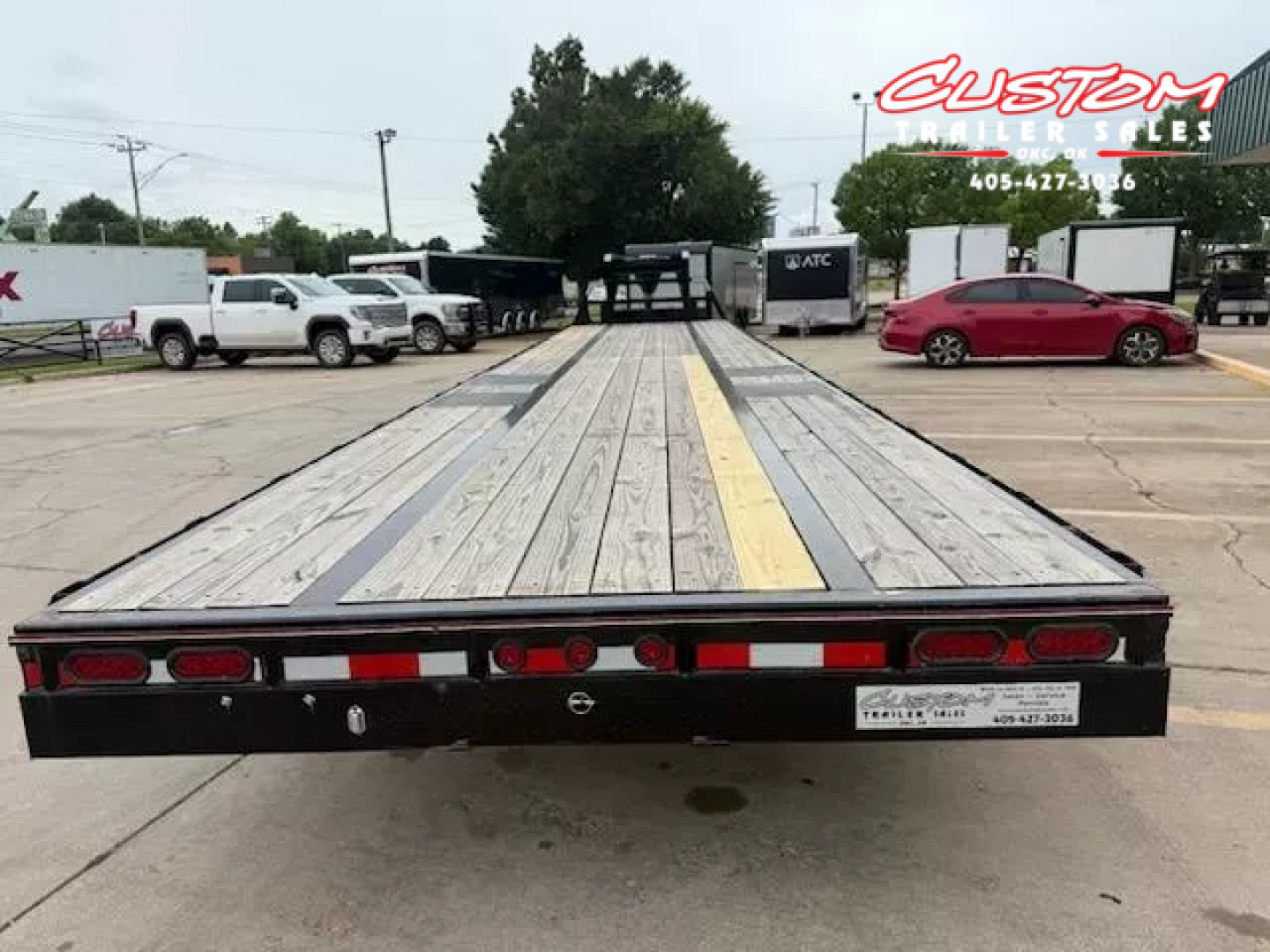 Used #033635 USED 2023 DIAMOND T DTF 40 X 102 DUAL TANDEM 20K STRAIGHT DECK GOOSENECK