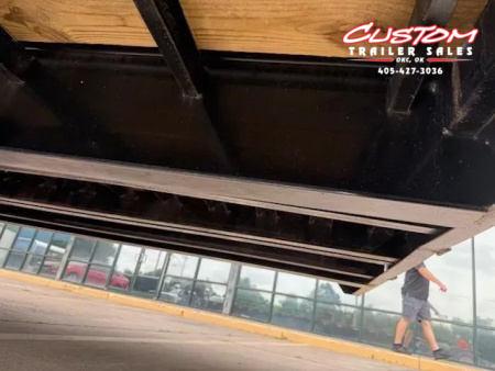 Used #033635 USED 2023 DIAMOND T DTF 40 X 102 DUAL TANDEM 20K STRAIGHT DECK GOOSENECK