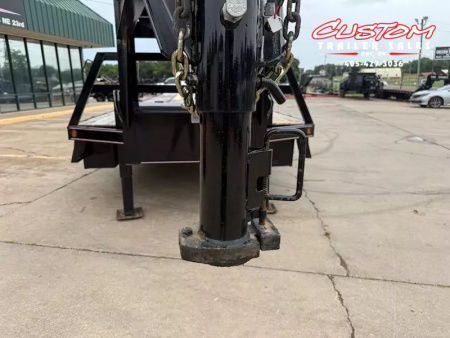 Used #033635 USED 2023 DIAMOND T DTF 40 X 102 DUAL TANDEM 20K STRAIGHT DECK GOOSENECK