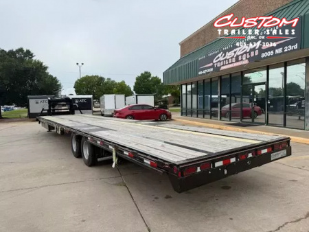 Used #033635 USED 2023 DIAMOND T DTF 40 X 102 DUAL TANDEM 20K STRAIGHT DECK GOOSENECK