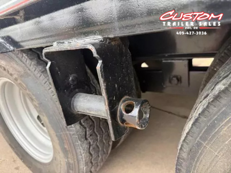 Used #033635 USED 2023 DIAMOND T DTF 40 X 102 DUAL TANDEM 20K STRAIGHT DECK GOOSENECK