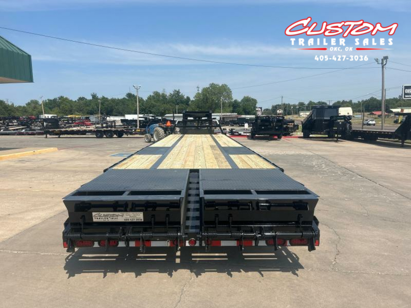 New #034856 2025 DIAMOND T DTF 36 X 102 DUAL TANDEM 20K FLATBED GOOSENECK W/ MAXX RAMPS