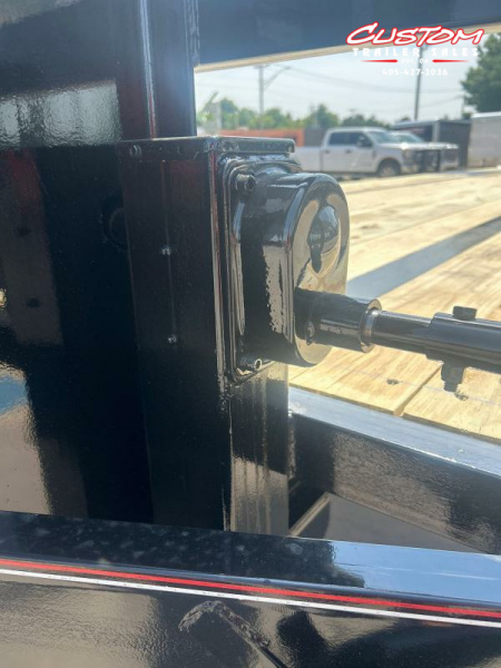 New #034856 2025 DIAMOND T DTF 36 X 102 DUAL TANDEM 20K FLATBED GOOSENECK W/ MAXX RAMPS