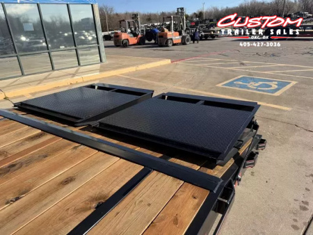 New #036043 2026 DIAMOND TSDSKP2008GN 30 X 102 SUPER DUTY SKID PRO 20K GOOSENECK EQUIPMENT W/ MINI MAXX RAMPS