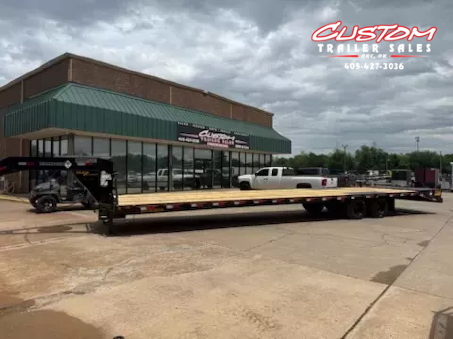 New #036056 2024 DIAMOND T DTF 40 X 102 DUAL TANDEM 24K FLATBED GOOSENECK W/ MAXX RAMPS