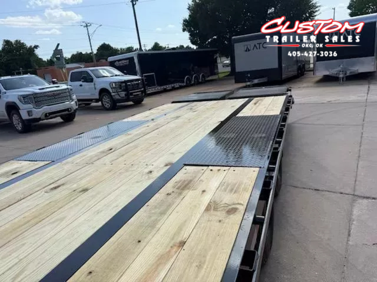 New #036527 2026 DIAMOND T DTF 40 X 102 DUAL TANDEM 20K GOOSENECK W/ MAXX RAMPS