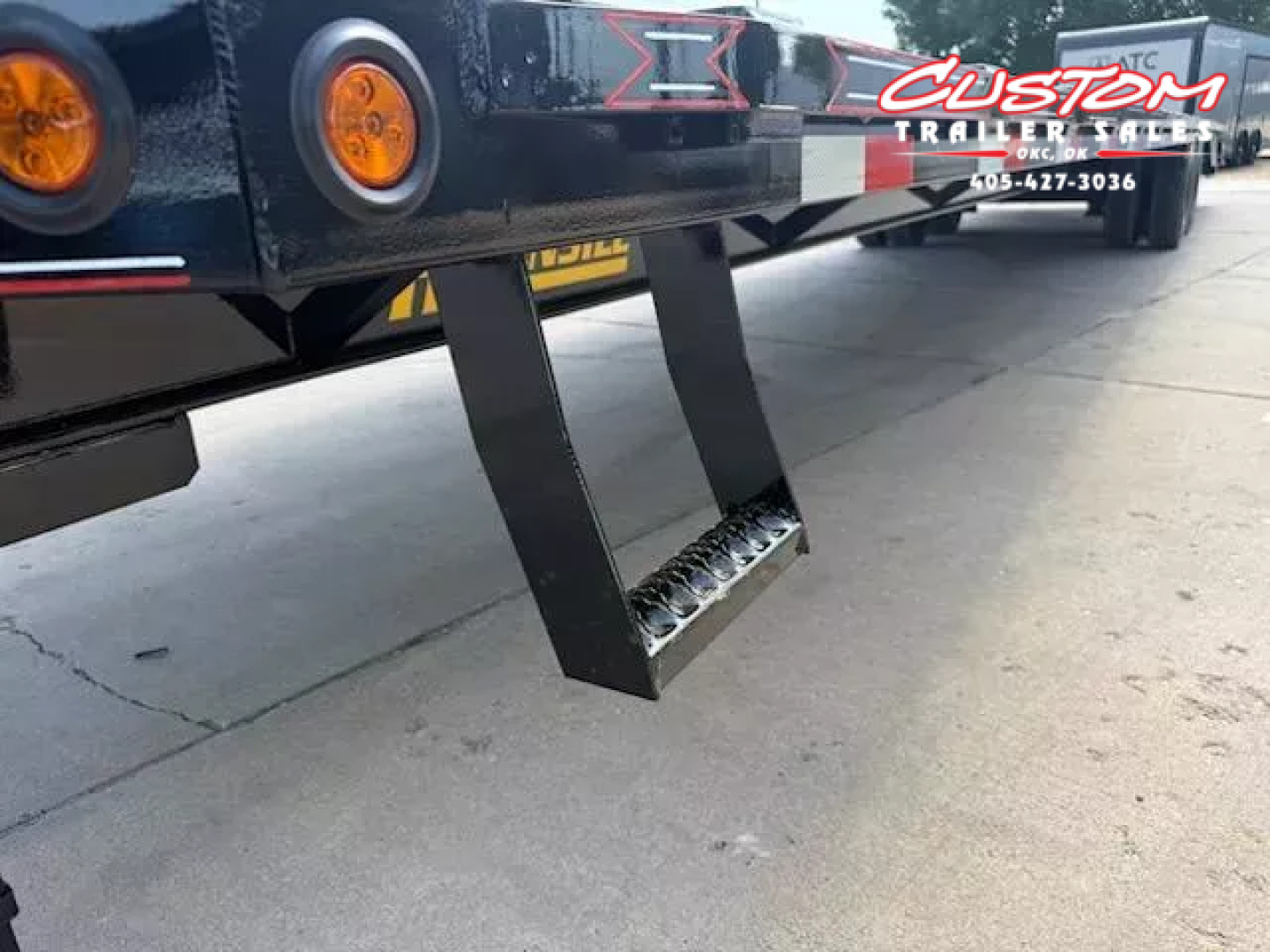 New #036527 2026 DIAMOND T DTF 40 X 102 DUAL TANDEM 20K GOOSENECK W/ MAXX RAMPS