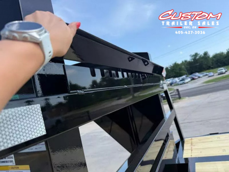 New #036527 2026 DIAMOND T DTF 40 X 102 DUAL TANDEM 20K GOOSENECK W/ MAXX RAMPS