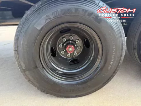 New #036527 2026 DIAMOND T DTF 40 X 102 DUAL TANDEM 20K GOOSENECK W/ MAXX RAMPS