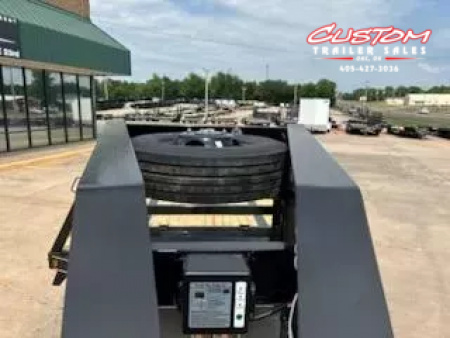 New #037160 2026 DIAMOND T DTF 25 X 102 DUAL TANDEM 20K GOOSENECK W/ MAXX RAMPS