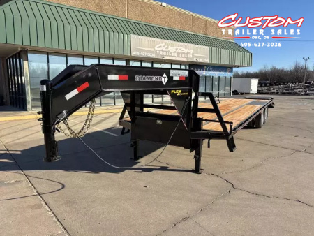 New #037168 2026 DIAMOND T DTF 32 X 102 DUAL TANDEM 20K FLAT BED GOOSENECK W/ MAXX RAMPS