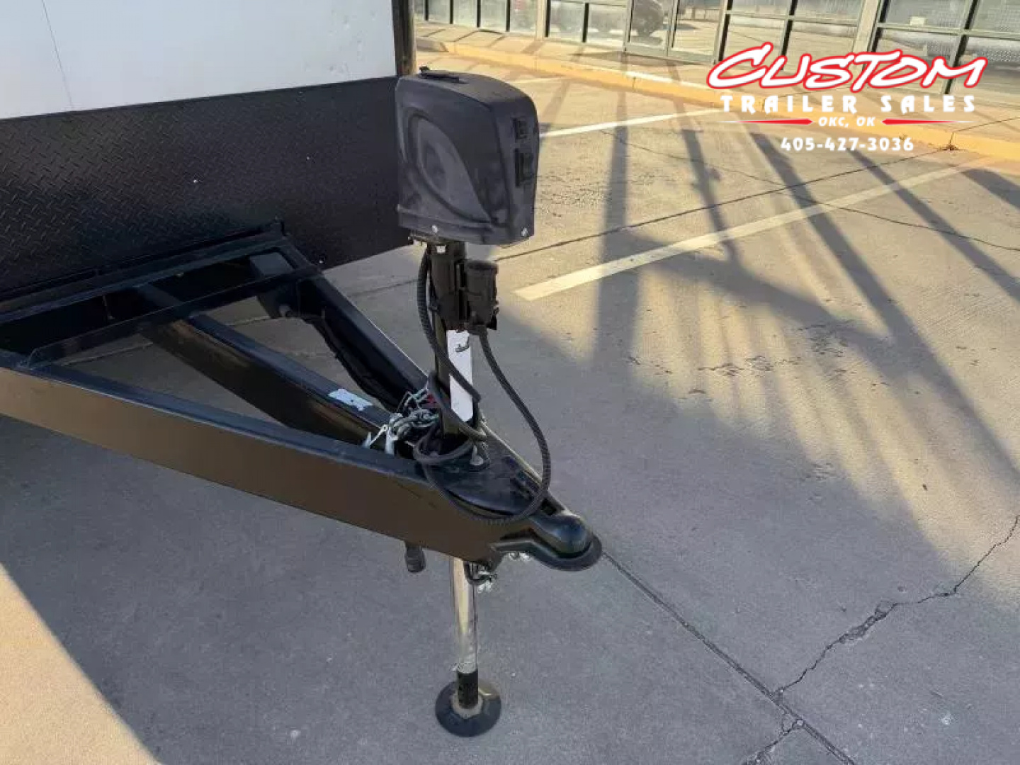 Used #037345 USED 2020 FOREST RIVER TA4 8.5 X 28 TANDEM AXLE ENCLOSED RACE TRAILER