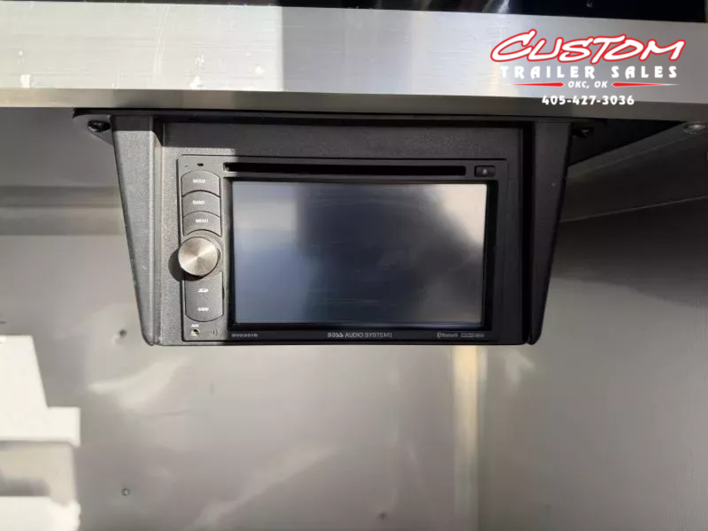 Used #037345 USED 2020 FOREST RIVER TA4 8.5 X 28 TANDEM AXLE ENCLOSED RACE TRAILER