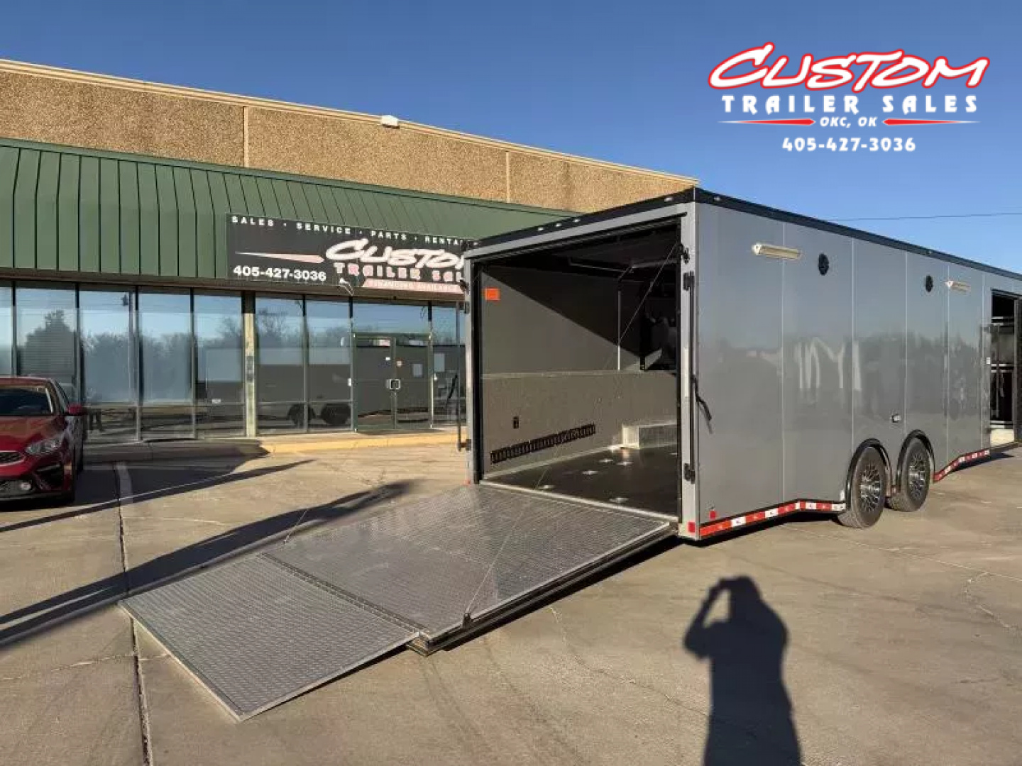 Used #037345 USED 2020 FOREST RIVER TA4 8.5 X 28 TANDEM AXLE ENCLOSED RACE TRAILER