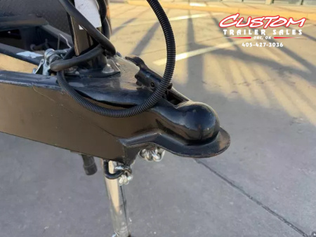 Used #037345 USED 2020 FOREST RIVER TA4 8.5 X 28 TANDEM AXLE ENCLOSED RACE TRAILER