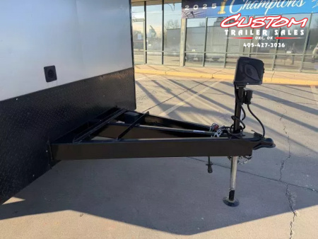 Used #037345 USED 2020 FOREST RIVER TA4 8.5 X 28 TANDEM AXLE ENCLOSED RACE TRAILER