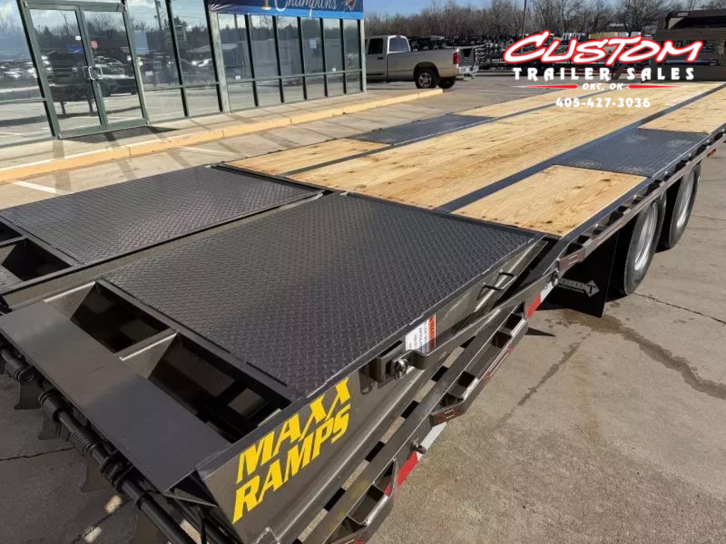 New #037525 2026 DIAMOND T DTF 32 X 102 DUAL TANDEM 20K GOOSENECK W/ MAXX RAMPS