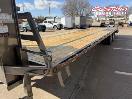 New #037525 2026 DIAMOND T DTF 32 X 102 DUAL TANDEM 20K GOOSENECK W/ MAXX RAMPS