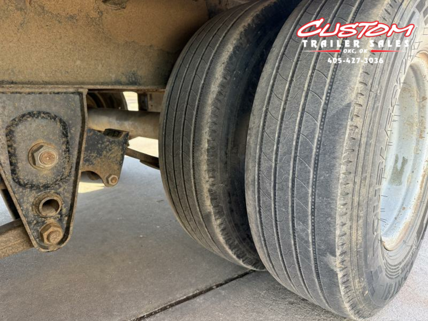 Used #044143 USED 2017 BIG TEX 35 X 102 DUAL TANDEM FLATBED 20K GOOSENECK W/ MAX RAMPS