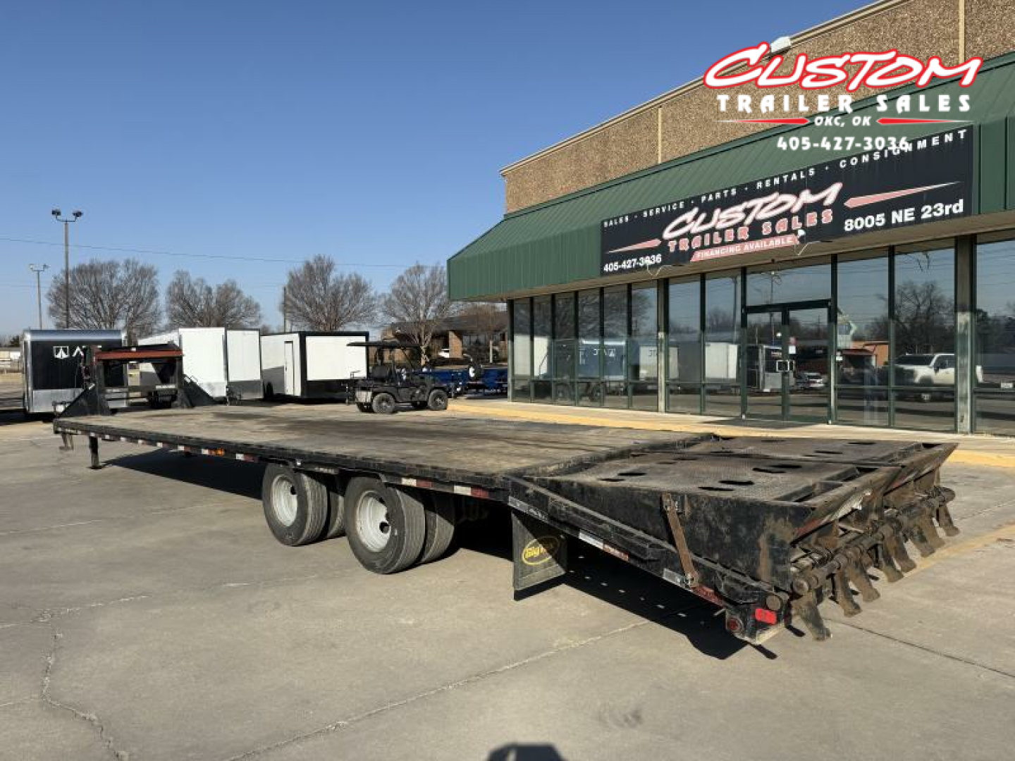 Used #044143 USED 2017 BIG TEX 35 X 102 DUAL TANDEM FLATBED 20K GOOSENECK W/ MAX RAMPS