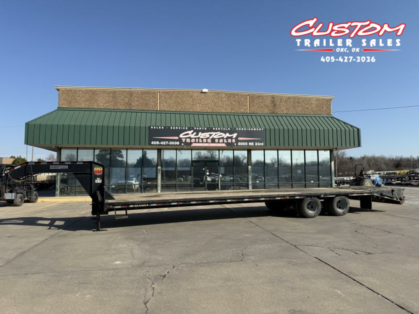 Used #044143 USED 2017 BIG TEX 35 X 102 DUAL TANDEM FLATBED 20K GOOSENECK W/ MAX RAMPS