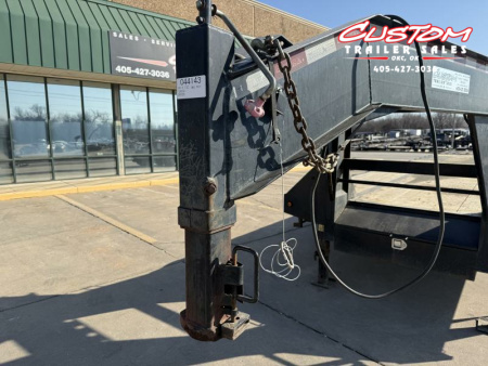 Used #044143 USED 2017 BIG TEX 35 X 102 DUAL TANDEM FLATBED 20K GOOSENECK W/ MAX RAMPS