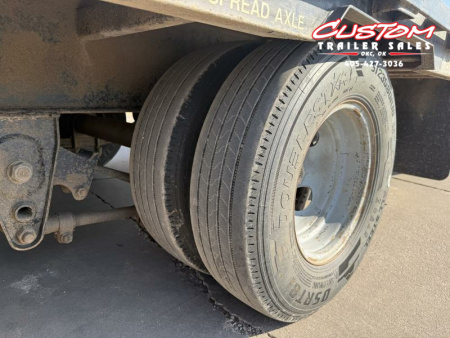 Used #044143 USED 2017 BIG TEX 35 X 102 DUAL TANDEM FLATBED 20K GOOSENECK W/ MAX RAMPS