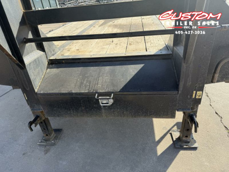 Used #044143 USED 2017 BIG TEX 35 X 102 DUAL TANDEM FLATBED 20K GOOSENECK W/ MAX RAMPS