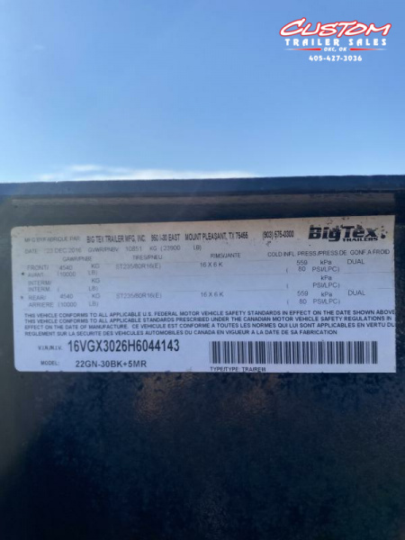 Used #044143 USED 2017 BIG TEX 35 X 102 DUAL TANDEM FLATBED 20K GOOSENECK W/ MAX RAMPS