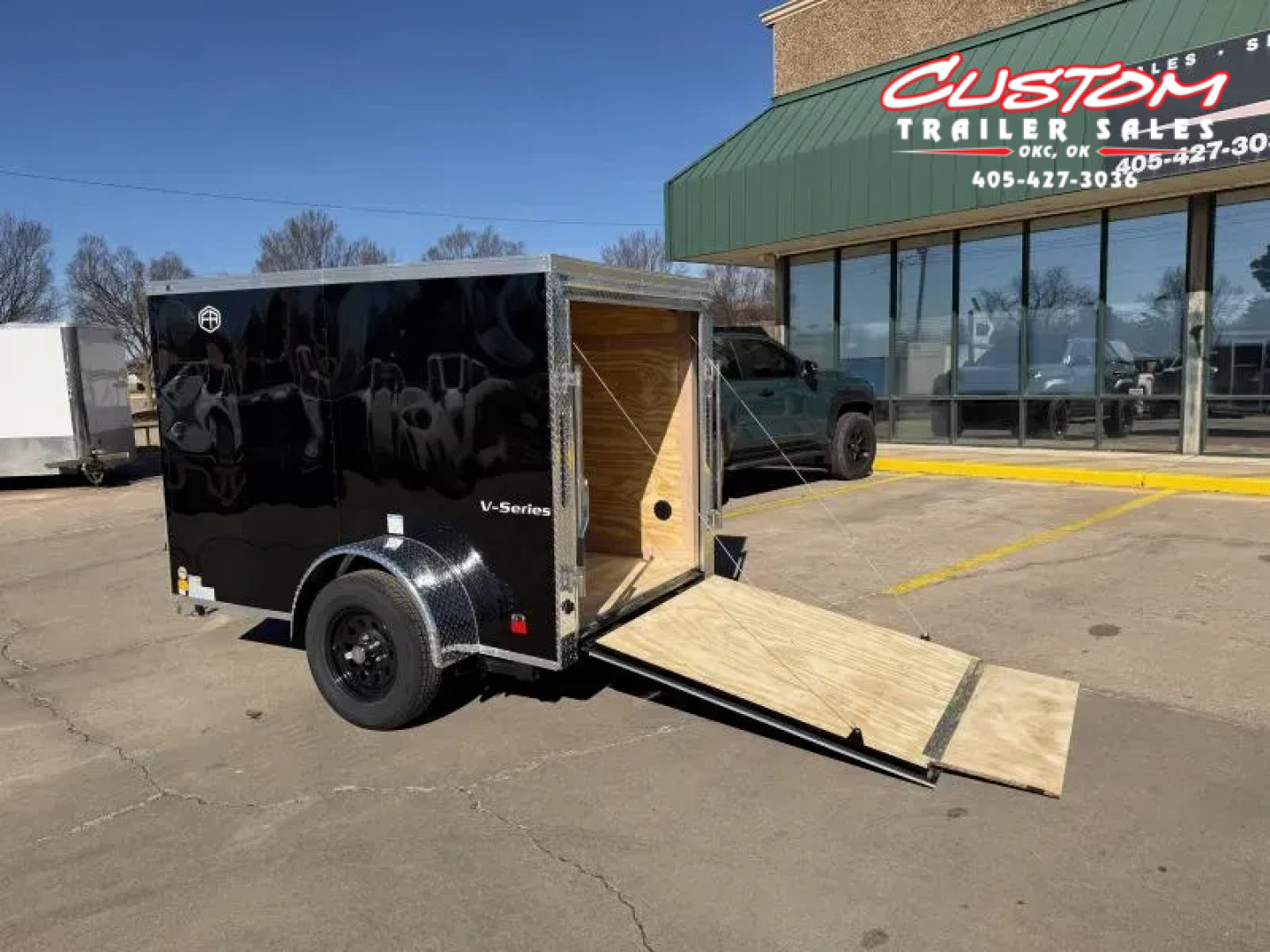 New #055399 2026 FOREST RIVER SA 5 X 8 SINGLE AXLE 3K ENCLOSED W/ REAR RAMP DOOR