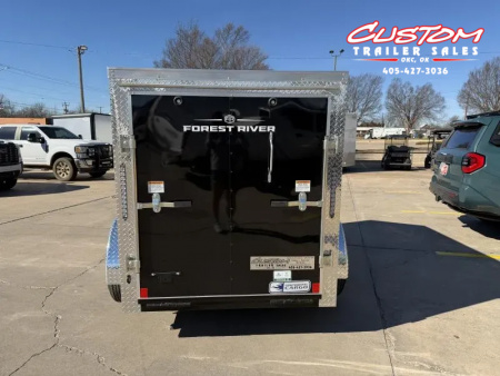 New #055399 2026 FOREST RIVER SA 5 X 8 SINGLE AXLE 3K ENCLOSED W/ REAR RAMP DOOR