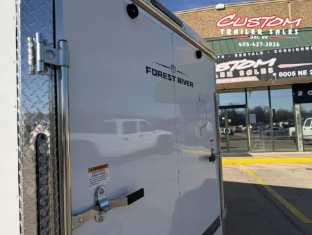 New #055414 2026 FOREST RIVER SA 6 X 10 SINGLE AXLE 3K ENCLOSED W/ REAR RAMP DOOR