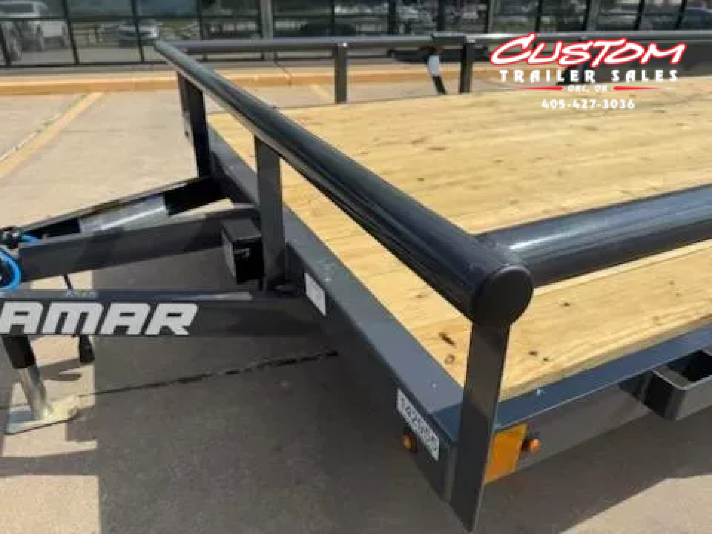 New #142955 2025 LAMAR UC 18 X 83 TANDEM AXLE PIPE TOP 7K UTILITY W/ 2' DOVE & SLIDE IN RAMPS