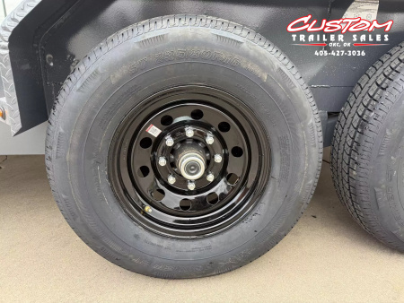 New #143412 2025 LAMAR H6 20 X 83 TANDEM AXLE 14K EQUIPMENT HAULER W/ STAND UP RAMPS