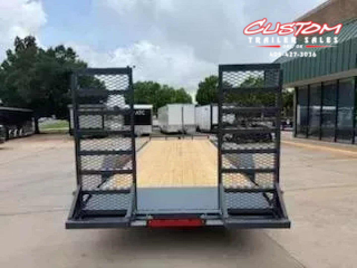 New #143649 2025 LAMAR H6 20 X 83 TANDEM AXLE 14K EQUIPMENT HAULER W/ STAND UP RAMPS