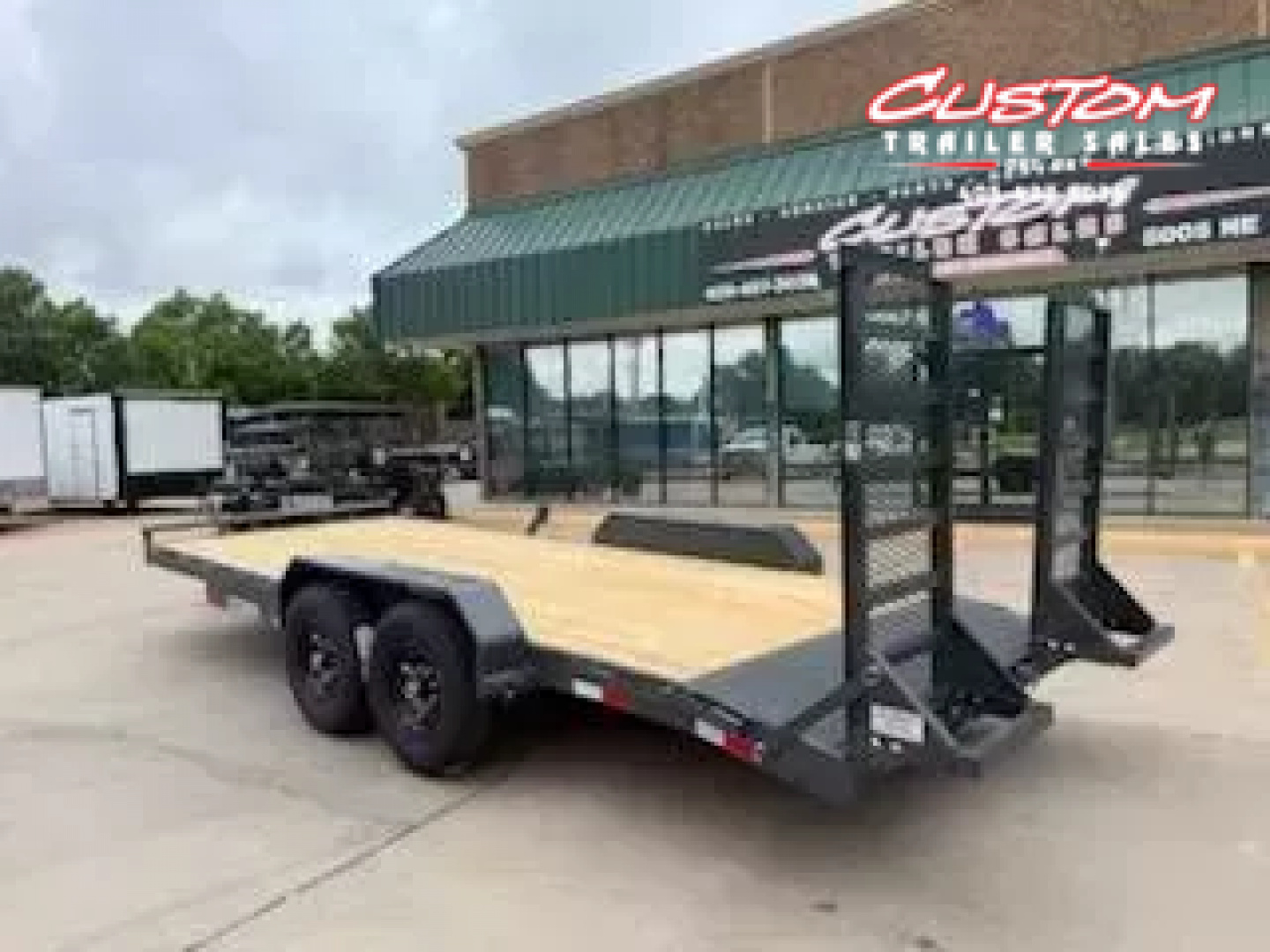 New #143650 2025 LAMAR H6 20 X 83 TANDEM AXLE 14K EQUIPMENT HAULER W/ STAND UP RAMPS