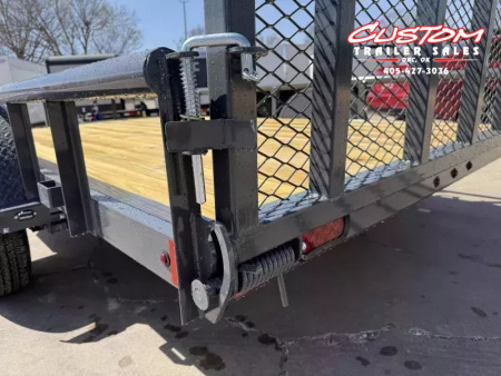 New #145921 2026 LAMAR  UC 12 X 83 SINGLE AXLE PIPE TOP 3K UTILITY TRAILER W/ REAR RAMP GATE