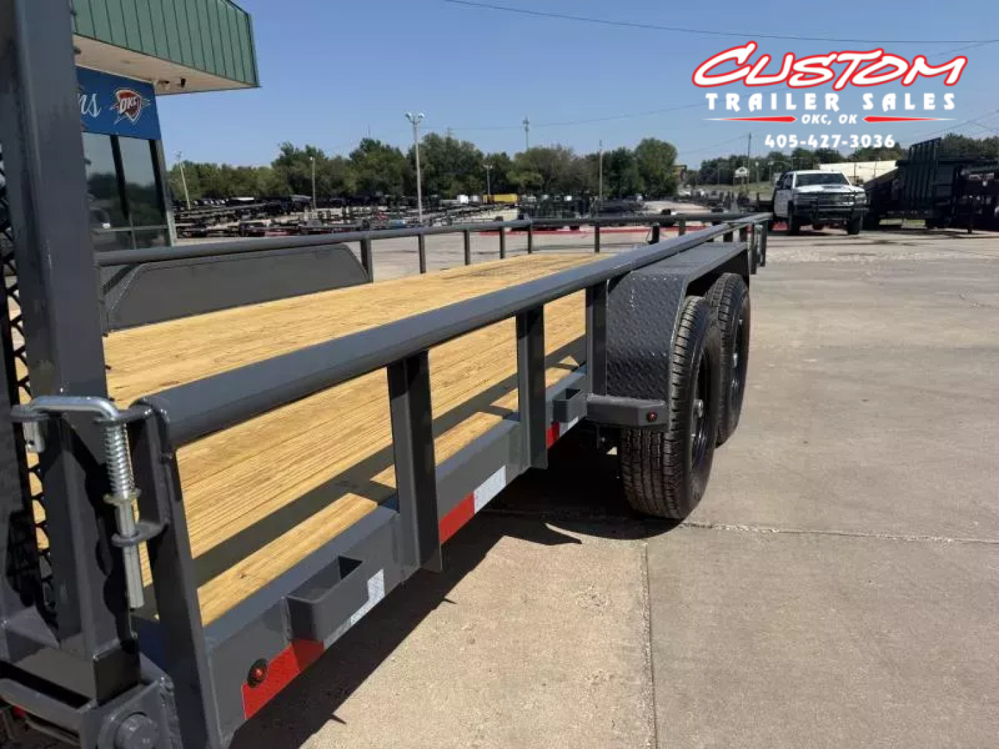 New #146709 2026 LAMAR U5 20 X 83 TANDEM AXLE PIPE TOP 10K UTILITY W/ REAR RAMP GATE
