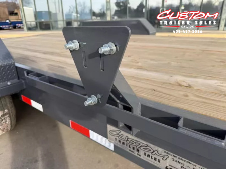 New #146987 2026 LAMAR H6 18 X 83 TANDEM AXLE 14K EQUIPMENT HAULER W/ SLIDE IN RAMPS