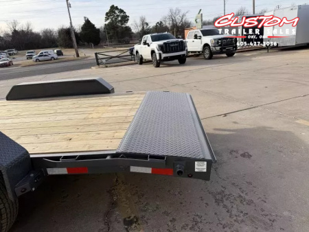 New #146987 2026 LAMAR H6 18 X 83 TANDEM AXLE 14K EQUIPMENT HAULER W/ SLIDE IN RAMPS